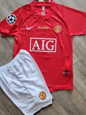 Manchester United Retro set for kids Ronaldo 7 set